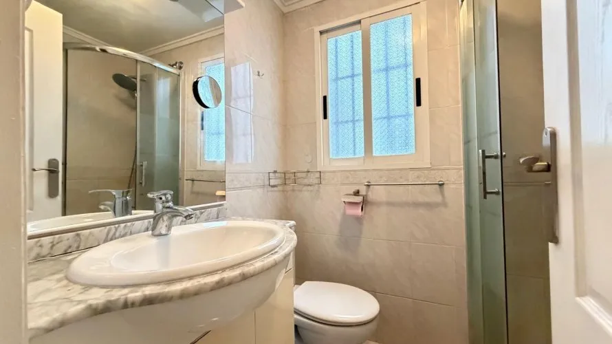 1 bedroom apartment for sale, Torrevieja, Spain No. 2690 № 20