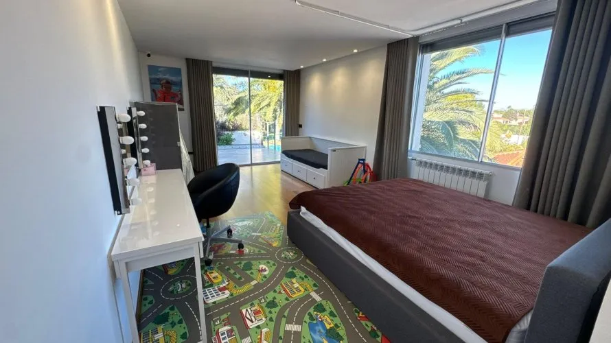 4 bedrooms villa for sale, Riba-roja de Turia, Spain No. 1482 № 12