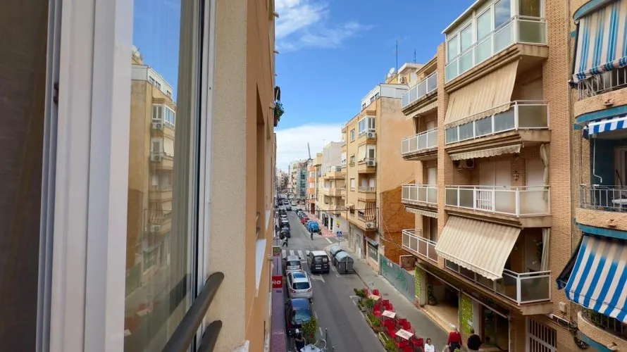 2 bedrooms apartment for sale, Torrevieja, Spain No. 2730 № 6