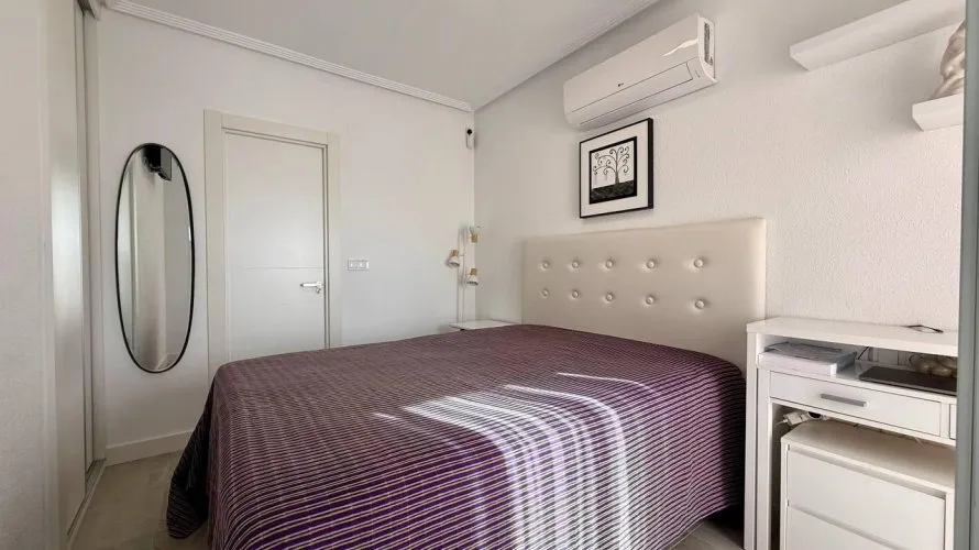 1 bedroom penthouse for sale, Nueva Torrevieja, Spain No. 2716 № 24