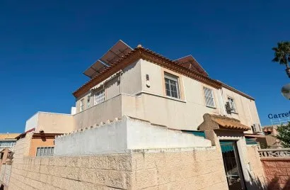 3 bedrooms house for sale, Torrevieja, Spain No. 1534