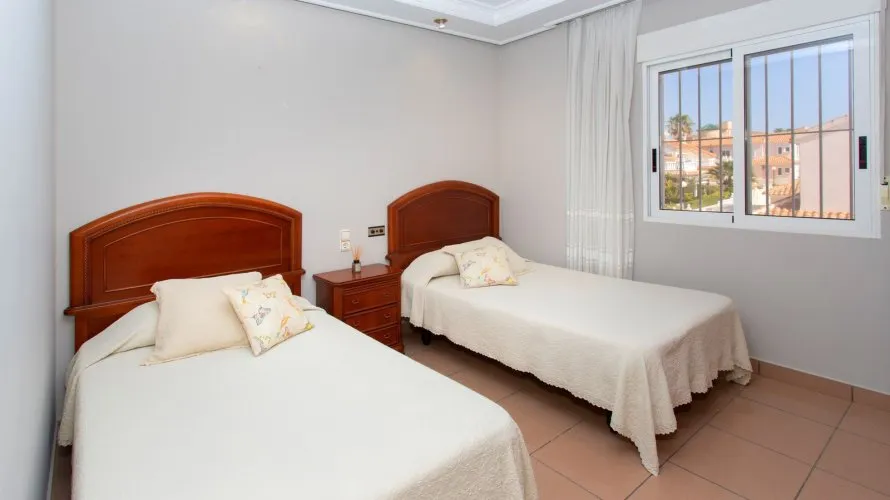 180m² villa for sale, Torrevieja, Spain No. 1491 № 5