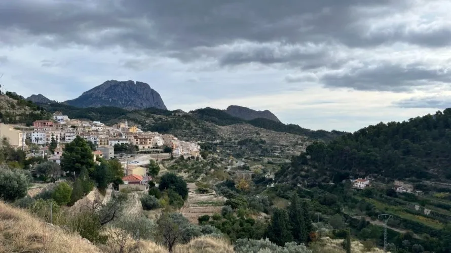 6 bedrooms house for sale, Sella, Spain No. 2634 № 18