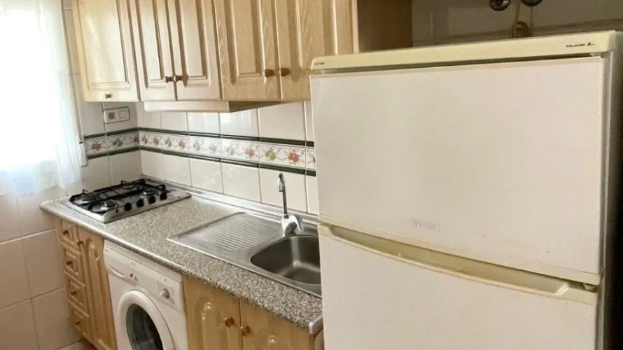 1 bedroom apartment for sale, Torrevieja, Spain No. 2733 № 2