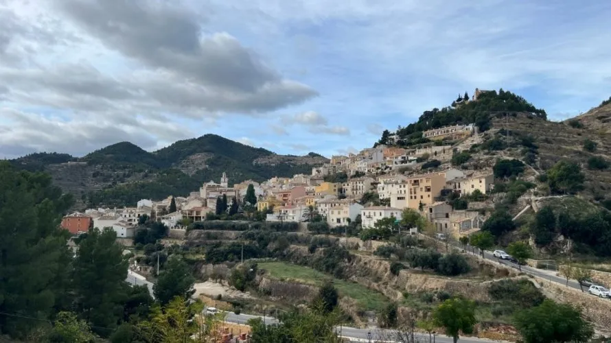 6 bedrooms house for sale, Sella, Spain No. 2634 № 2