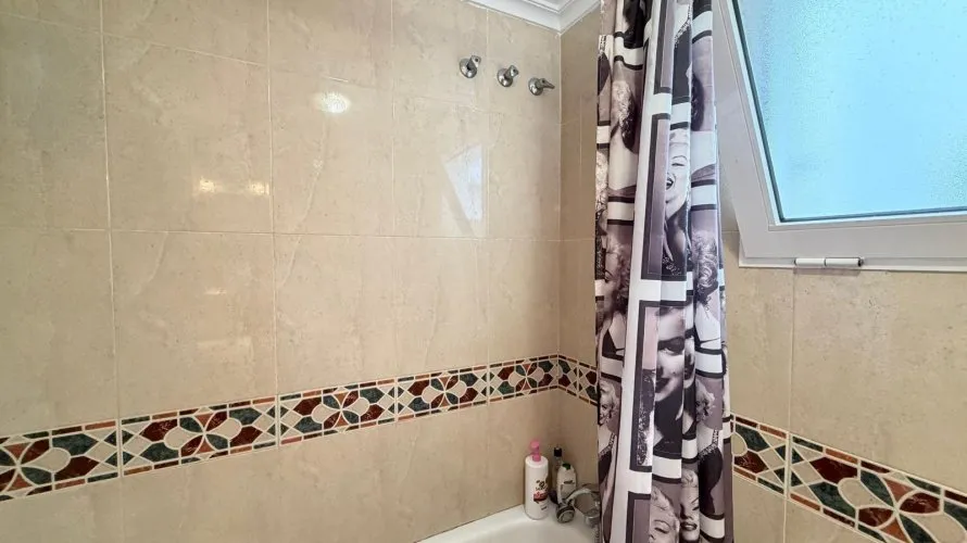 2 bedrooms apartment for sale, Torrevieja, Spain No. 2729 № 18