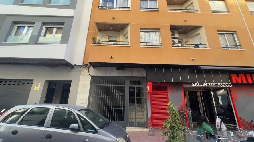 2 bedrooms apartment for sale, Torrevieja, Spain No. 2730
