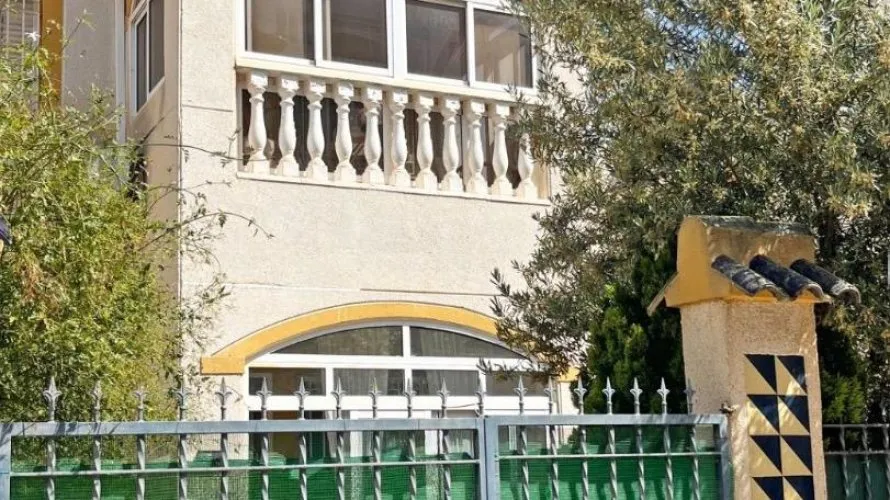 72m² house for sale, Guardamar del Segura, Spain No. 2828 № 1