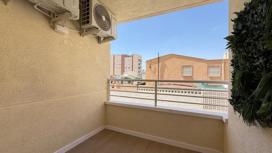 2 bedrooms apartment for sale, Nueva Torrevieja, Spain No. 2825 № 2