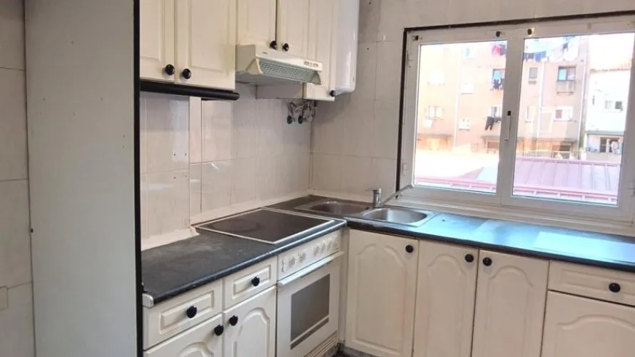 1 bedroom apartment for sale, Gijon, Spain No. 2748 № 4