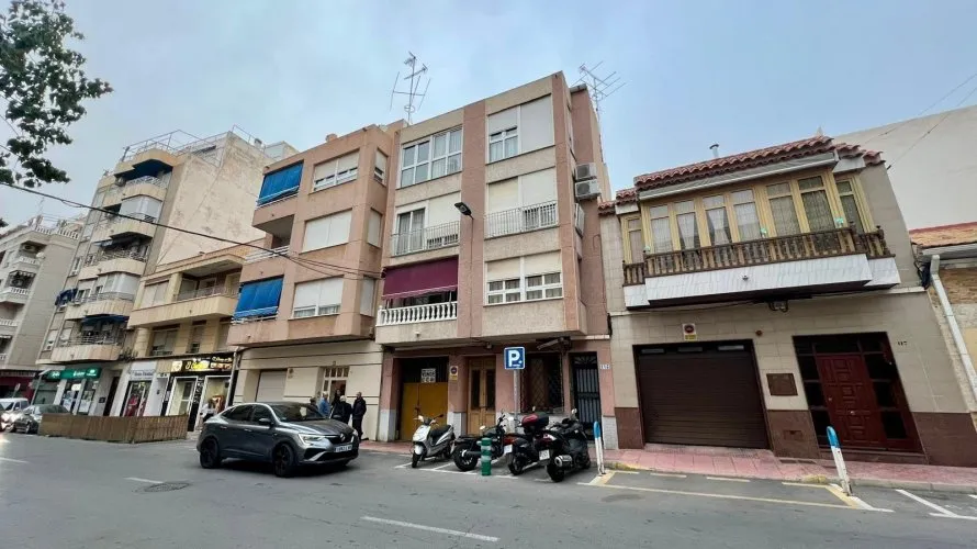 4 bedrooms apartment for sale, Torrevieja, Spain No. 2759 № 14