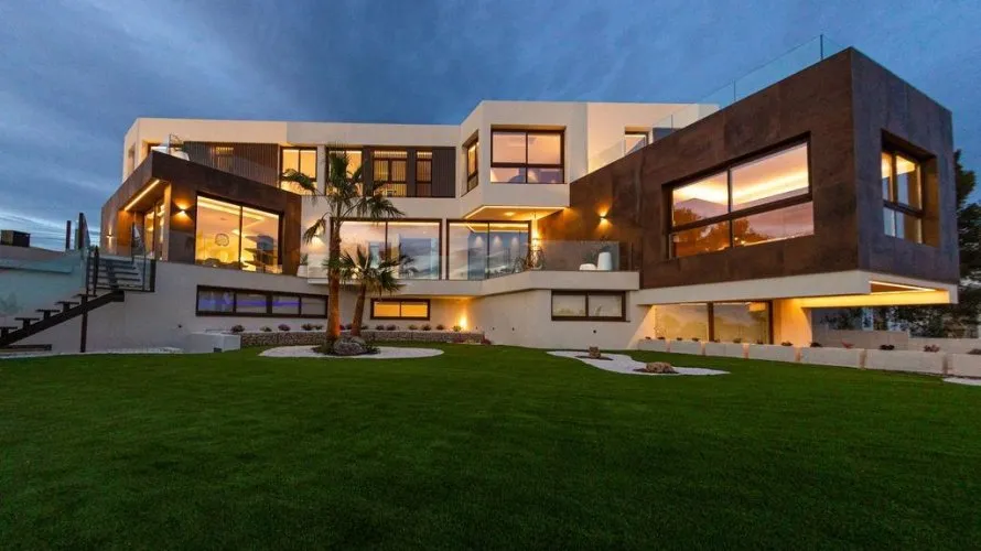4 bedrooms villa for sale, Benidorm, Spain No. 1955 № 2