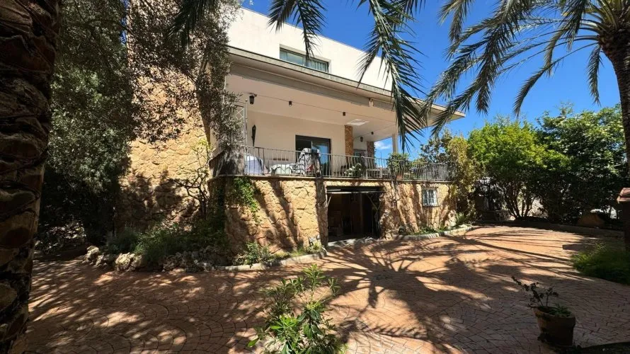 4 bedrooms villa for sale, Riba-roja de Turia, Spain No. 1482 № 4