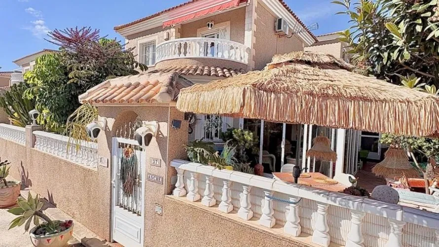 2 bedrooms villa for sale, Torrevieja, Spain No. 3029 № 24