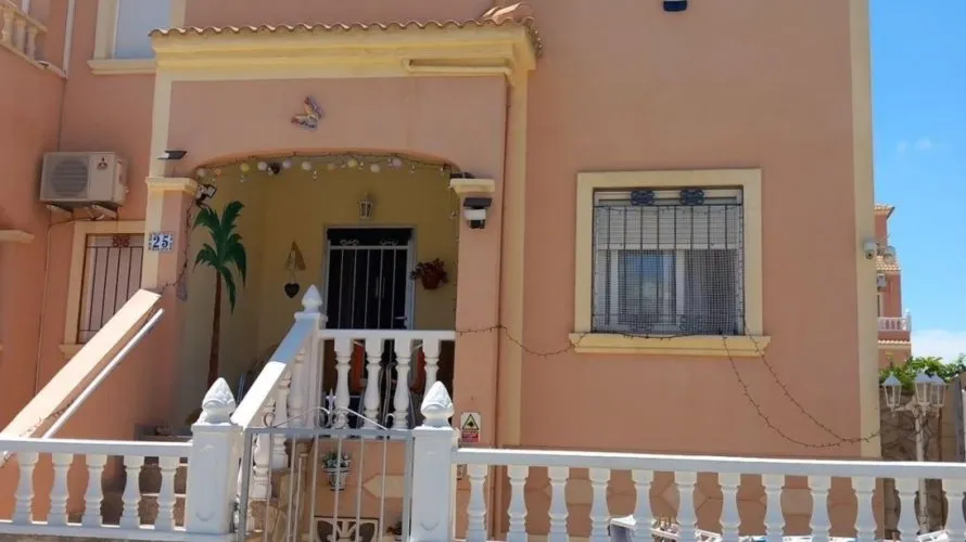 3 bedrooms duplex for sale, La Zenia, Spain No. 3052