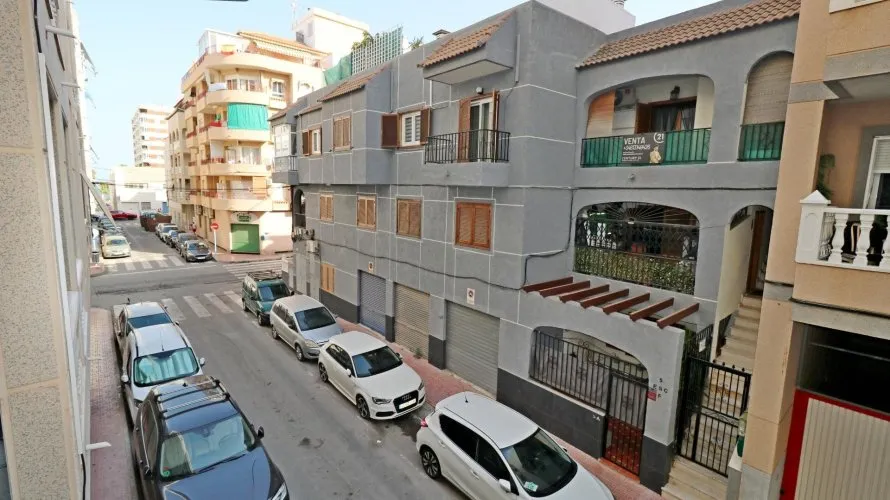 2 bedrooms apartment for sale, Torrevieja, Spain No. 3054 № 6