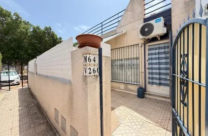 2 bedrooms house for sale, Torrevieja, Spain No. 2953