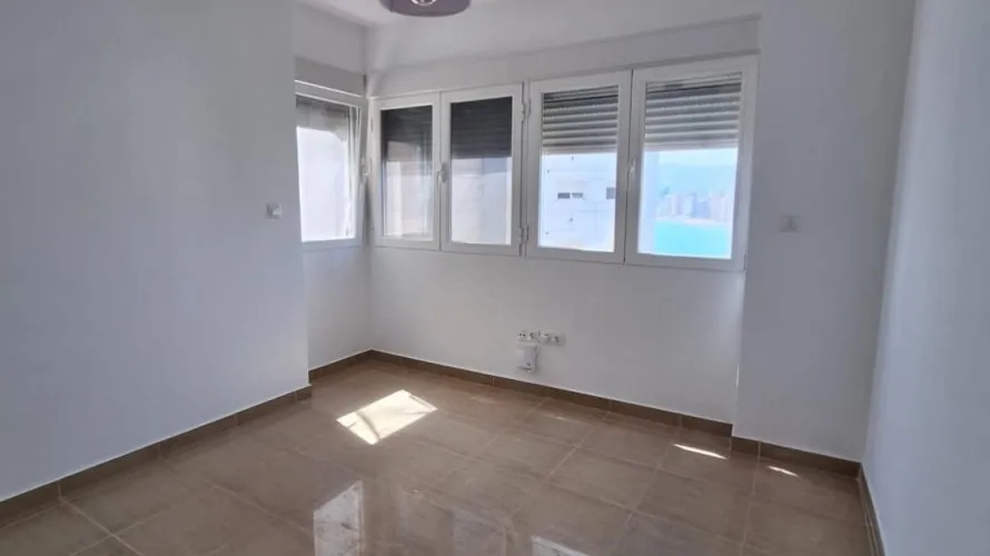 3 bedrooms apartment for sale, Benidorm, Spain No. 2924 № 14