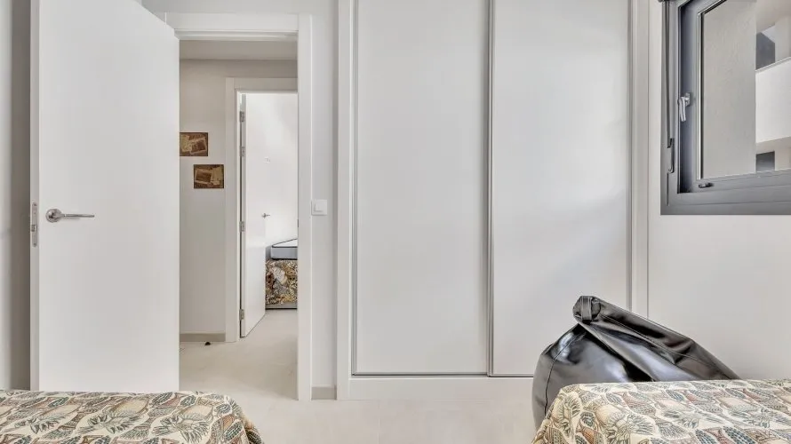 98m² apartment for sale, La Zenia, Spain No. 2932 № 4
