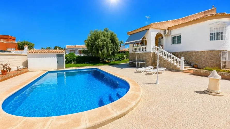 200m² villa for sale, Torrevieja, Spain No. 2964 № 11