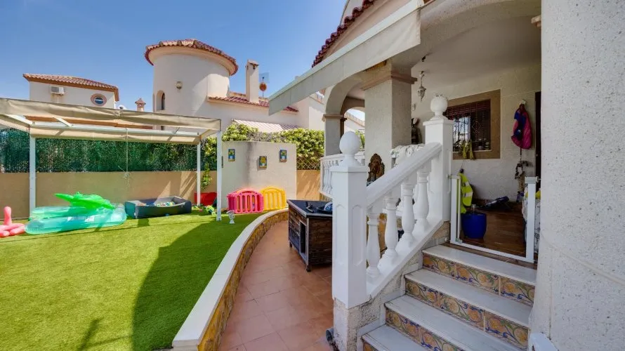 150m² apartment for sale, San Fulgencio, Spain No. 2925 № 3
