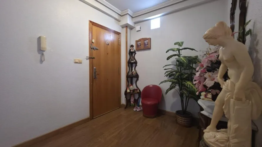 3 bedrooms apartment for sale, Torrevieja, Spain No. 2949 № 23