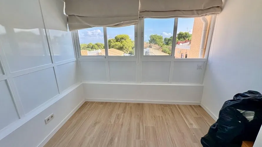 4 bedrooms house for sale, Torrevieja, Spain No. 2990 № 12