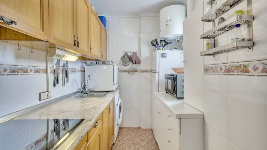 60m² apartment for sale, Torrevieja, Spain No. 2928 № 11