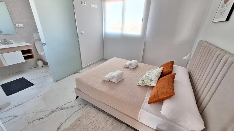 2 bedrooms apartment for sale, Torrevieja, Spain No. 2994 № 7