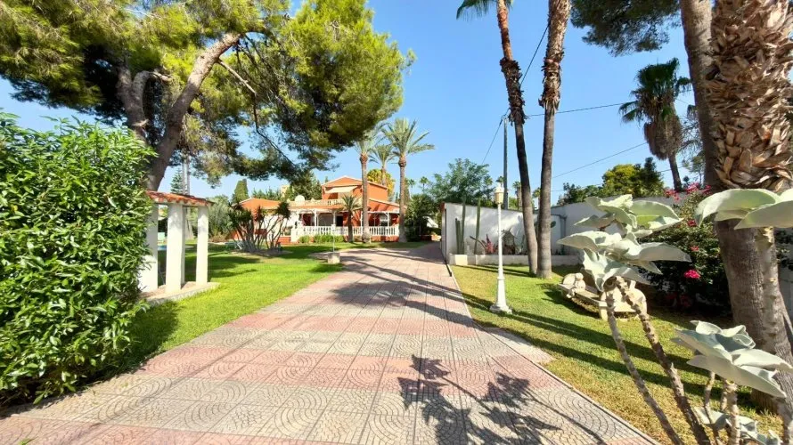 5 bedrooms villa for sale, Benidorm, Spain No. 3011 № 17