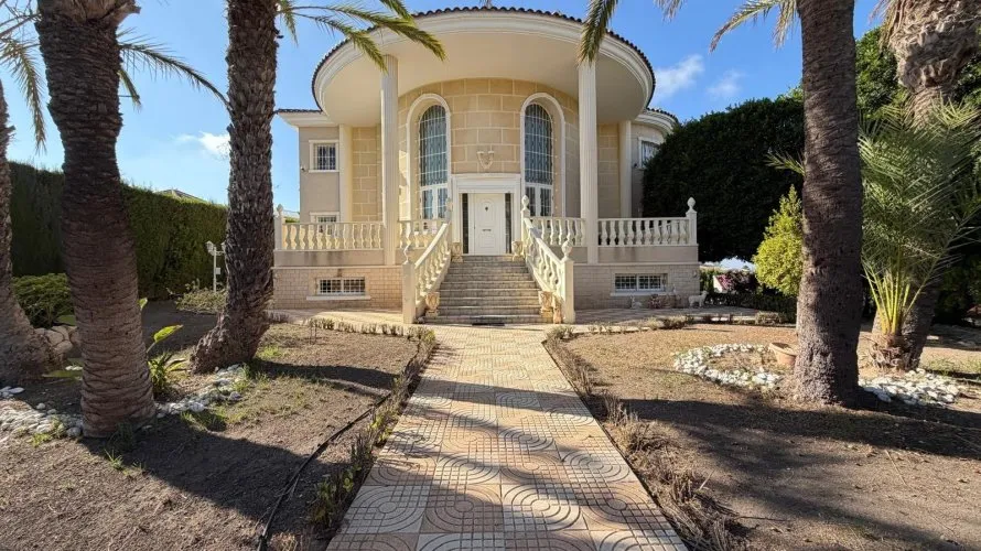 6 bedrooms villa for sale, Rojales, Spain No. 2966 № 23