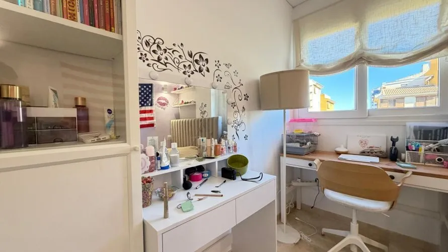 3 bedrooms apartment for sale, Torrevieja, Spain No. 3199 № 1