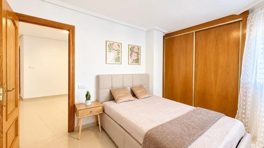 1 bedroom apartment for sale, Torrevieja, Spain No. 3270 № 6