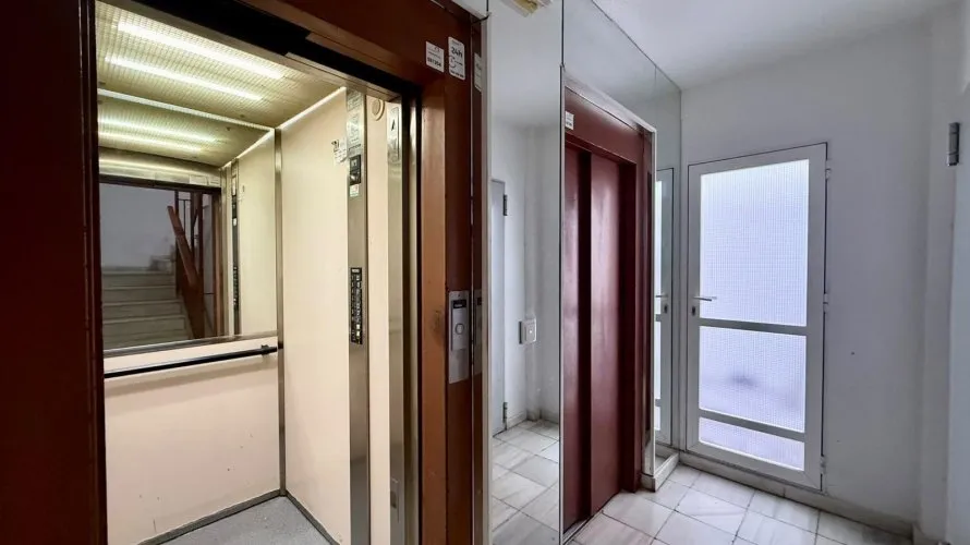 2 bedrooms apartment for sale, Torrevieja, Spain No. 3205 № 3