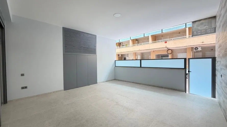 2 bedrooms apartment for sale, Torrevieja, Spain No. 3234 № 22