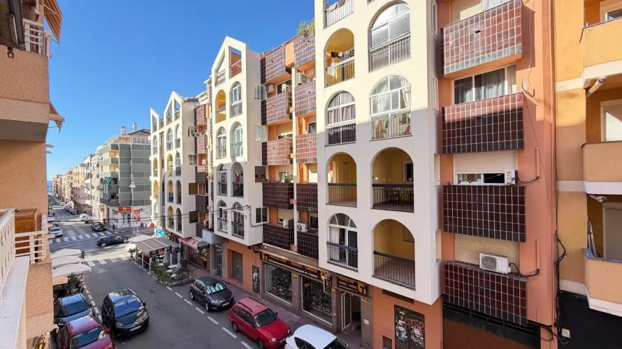 2 bedrooms apartment for sale, Torrevieja, Spain No. 3200 № 14