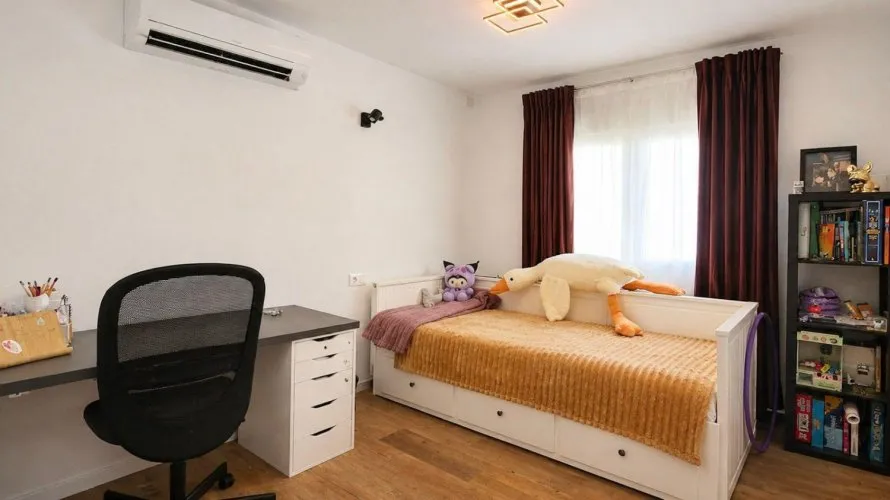 5 bedrooms house for sale, Los Balcones, Spain No. 3248