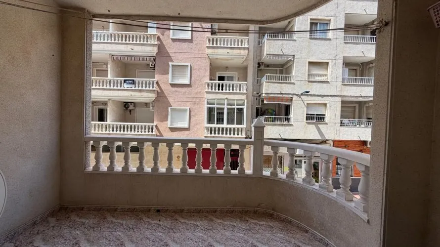 2 bedrooms apartment for sale, Torrevieja, Spain No. 3194 № 3