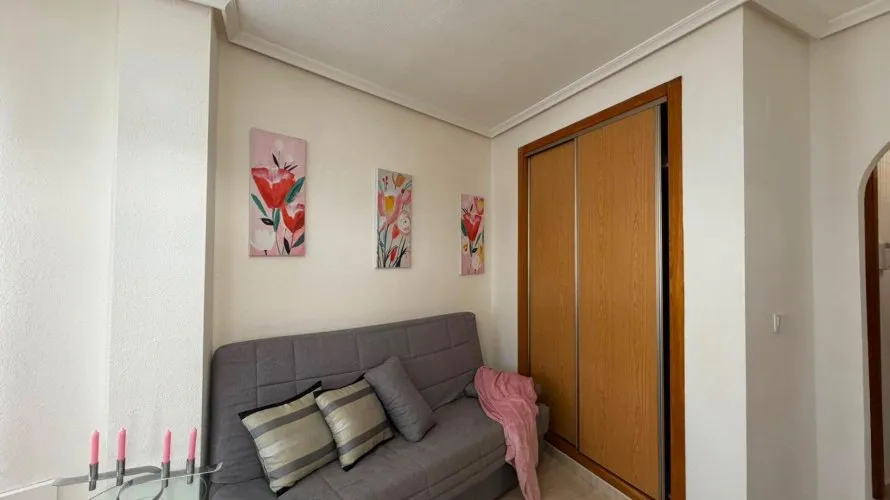 40m² apartment for sale, Torrevieja, Spain No. 3189 № 12