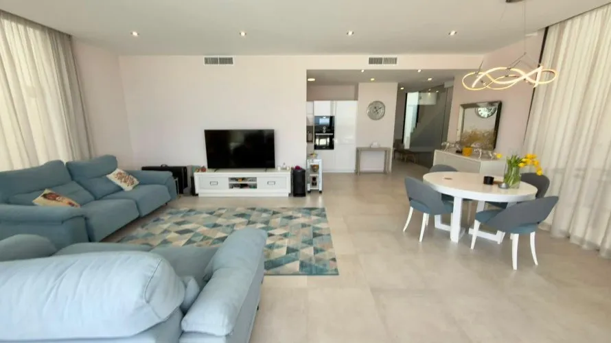 4 bedrooms villa for sale, Calpe, Spain No. 3073 № 7