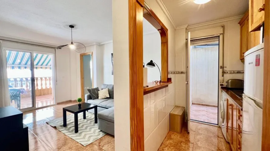 1 bedroom apartment for sale, Torrevieja, Spain No. 3210 № 6