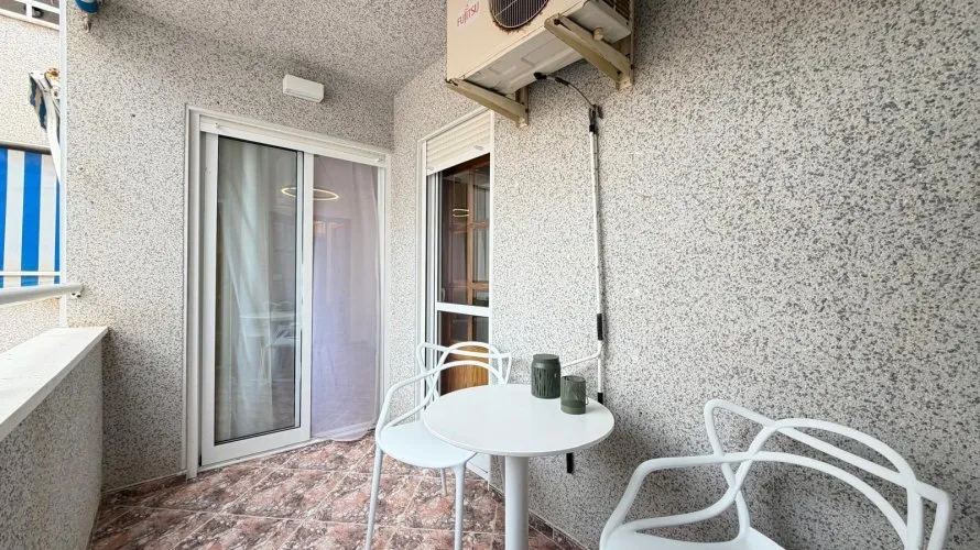 2 bedrooms apartment for sale, Torrevieja, Spain No. 3206 № 2