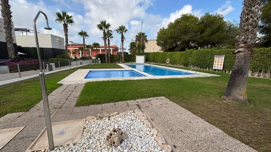 2 bedrooms house for sale, Alicante, Spain No. 3059 № 16