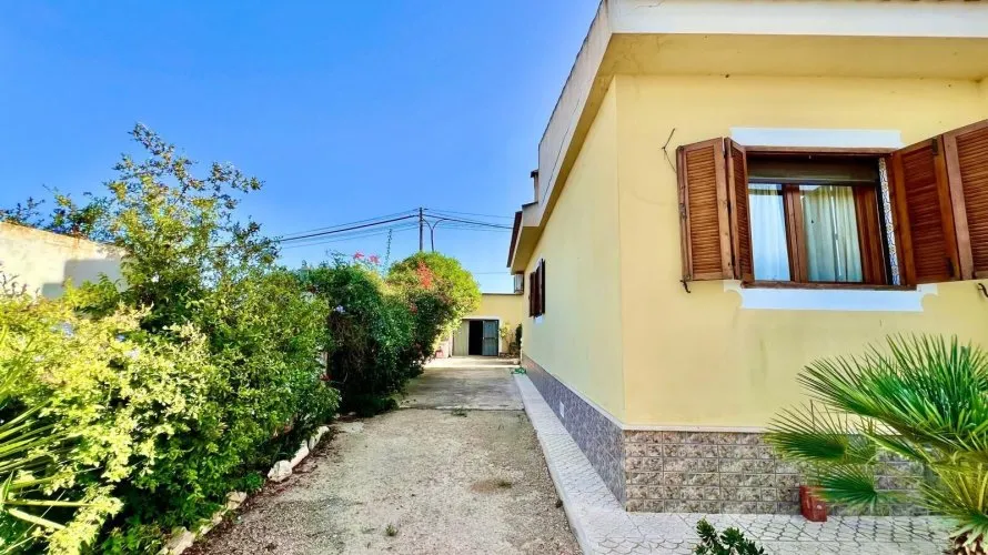 3 bedrooms villa for sale, Daya Vieja, Spain No. 3108 № 15