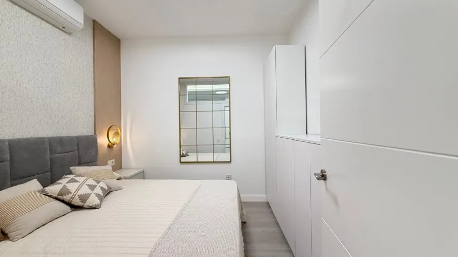 2 bedrooms apartment for sale, Torrevieja, Spain No. 3234 № 1
