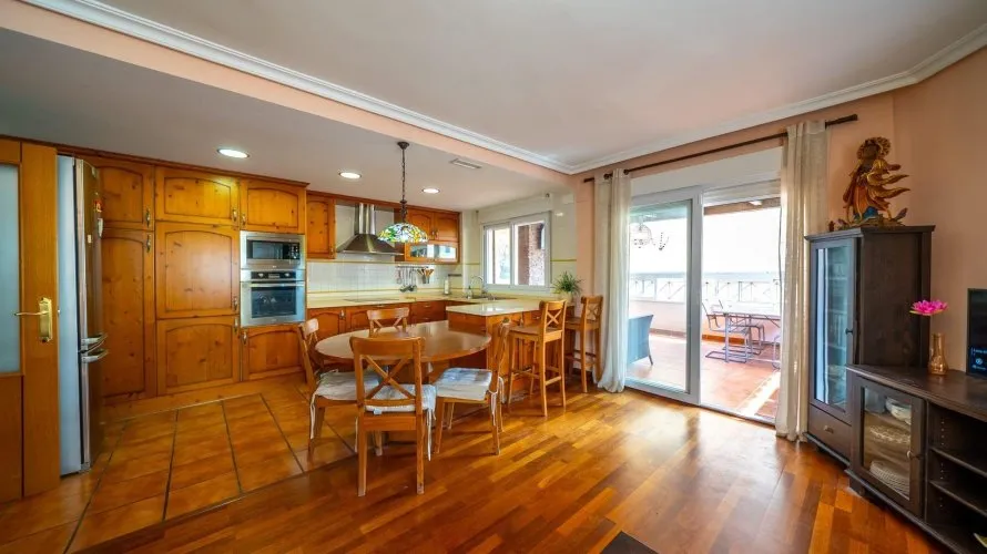 3 bedrooms apartment for sale, Alicante, Spain No. 3238 № 26