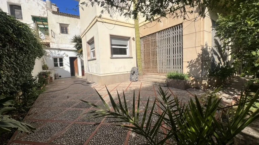 352m² villa for sale, Denia, Spain No. 3114 № 1