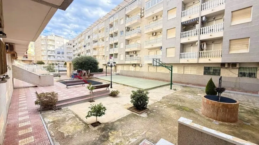 1 bedroom apartment for sale, Torrevieja, Spain No. 3127 № 2