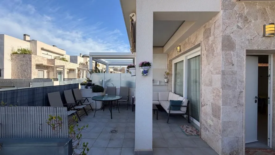 3 bedrooms house for sale, Torrevieja, Spain No. 3235 № 17