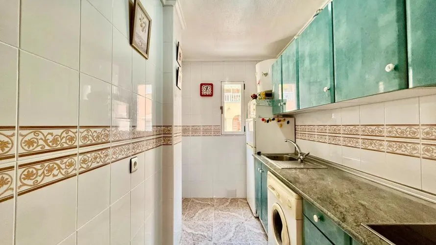 2 bedrooms apartment for sale, Torrevieja, Spain No. 3068 № 1